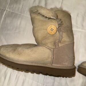UGG Beige Shearling Boots with Button Detail